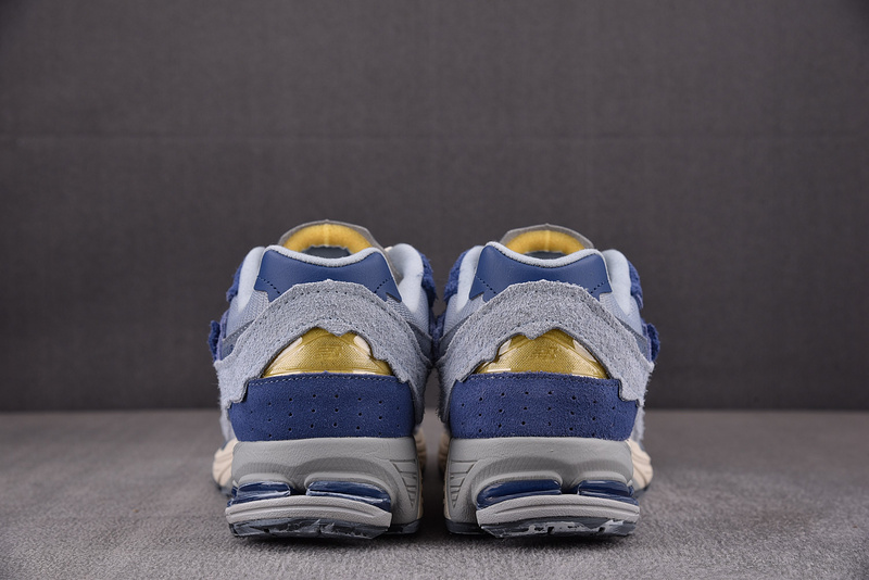 New Balance 2002R Protection Pack Light Arctic Grey M2002RDI