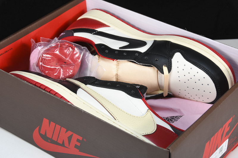 Travis Scott x Air Jordan 1 Low OG  DM7866--140