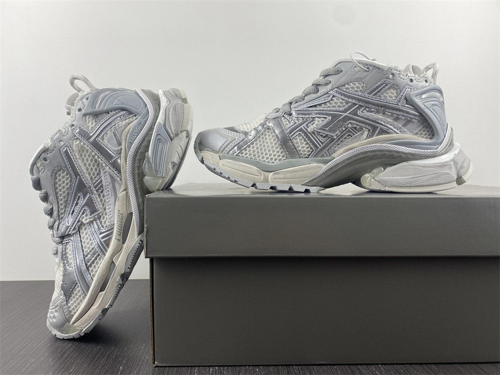 Balenciaga Runner Sneaker