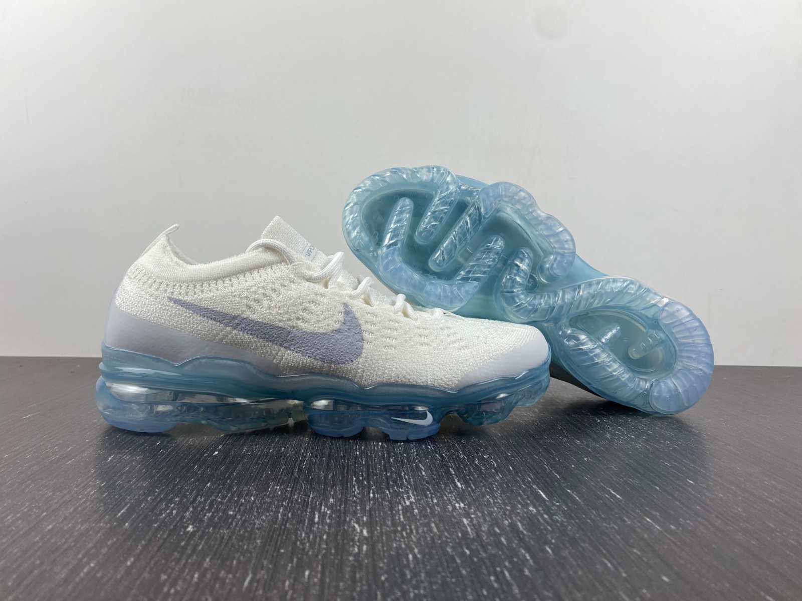 Nike Vapormax Flyknit 2023 "Pure Platinum" DV6840-100