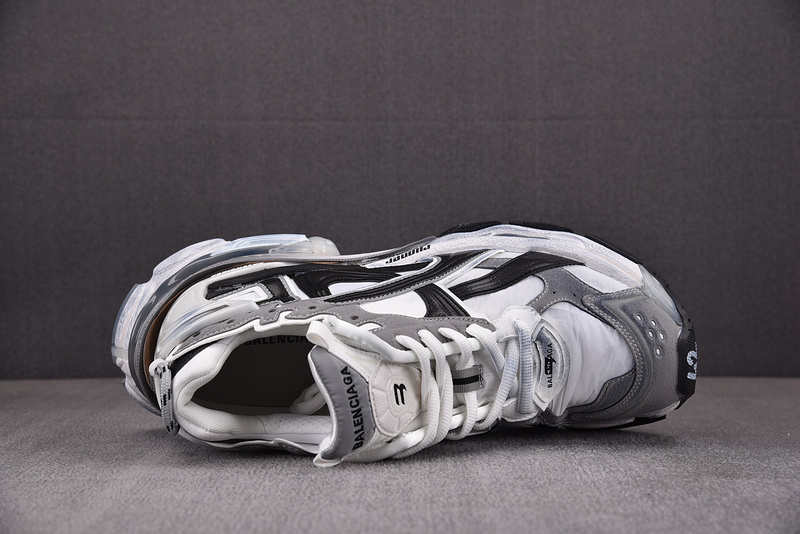 Balenciaga Runner Sneaker