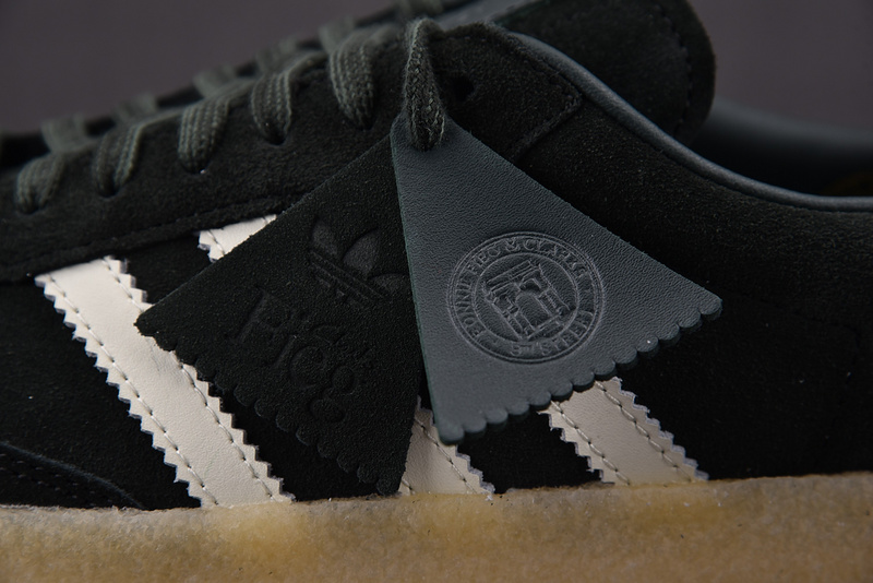 Ronnie Fieg x Clarks x 8th Street Samba 