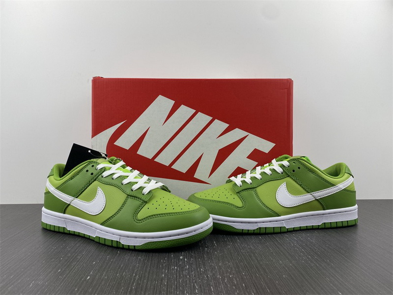 Nike Dunk Low Chlorophyll - DJ6188-300