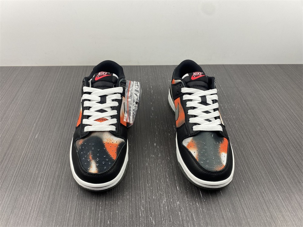 Nike Dunk Low Graffiti DM0108-001