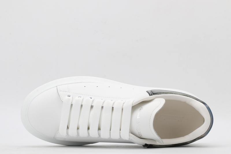 MCQUEEN OVERSIZED SNEAKER