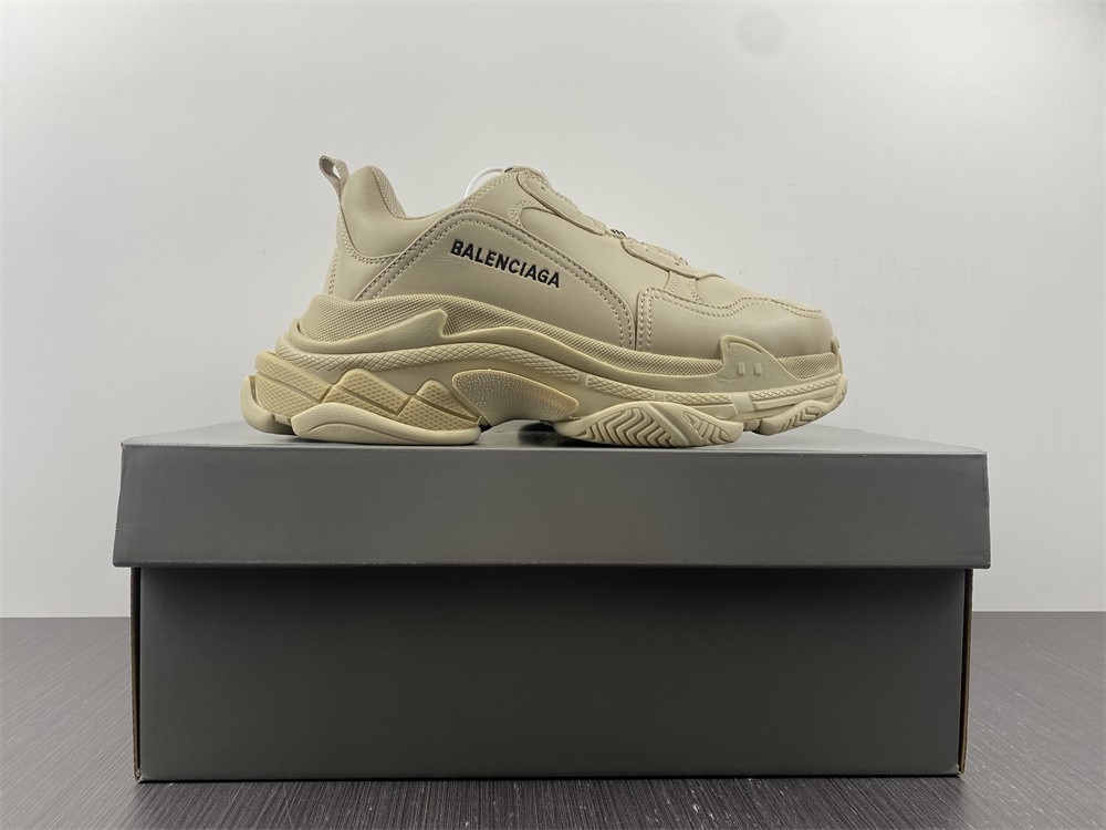 Balenciaga TRIPLE S TRAINER