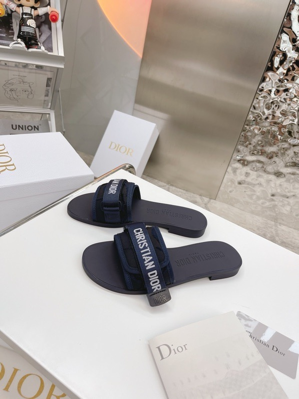 DIOR EVOLUTION SANDAL