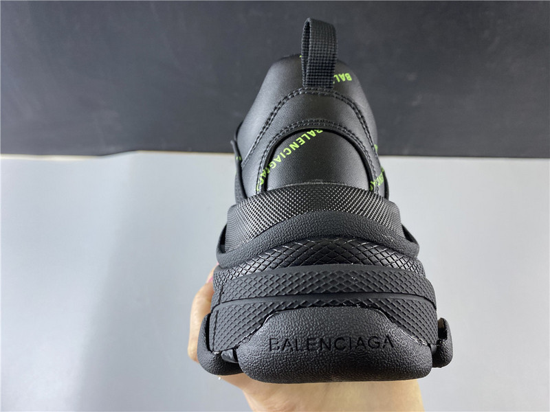 Balenciaga TRIPLE S TRAINER