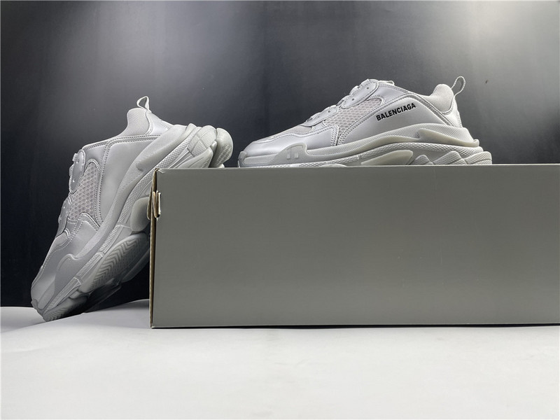 Balenciaga TRIPLE S TRAINER