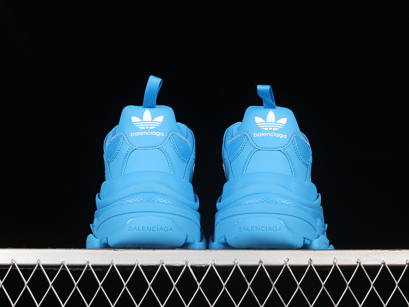 Balenciaga TRIPLE S TRAINER