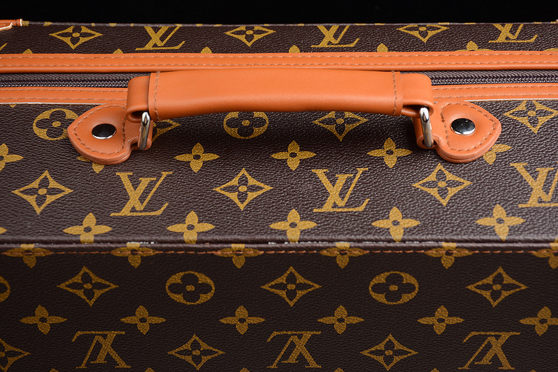 NIKE AIR JORDAN 1S(WITH CASE) AQ0818-158