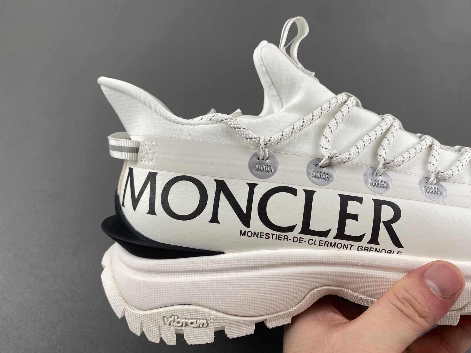 Moncler Trailgrip Lite 2 Sneakers  MC-003