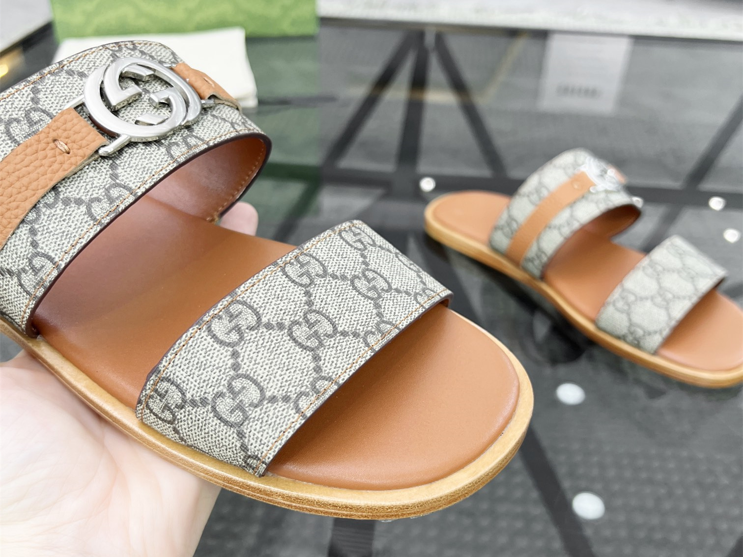 GUCCI SLIDE (EU38-EU46)