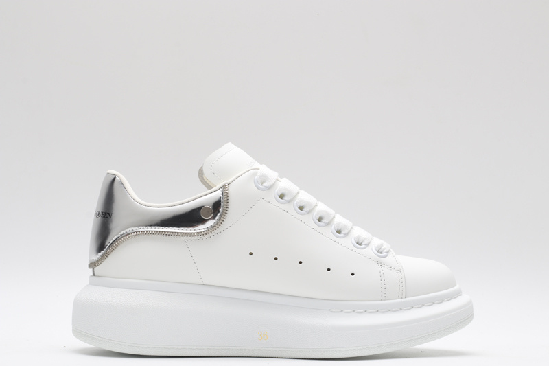 MCQUEEN OVERSIZED SNEAKER