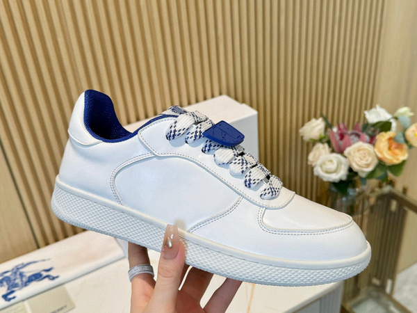 Burberry Check Terrace Sneakers  BBR--3011
