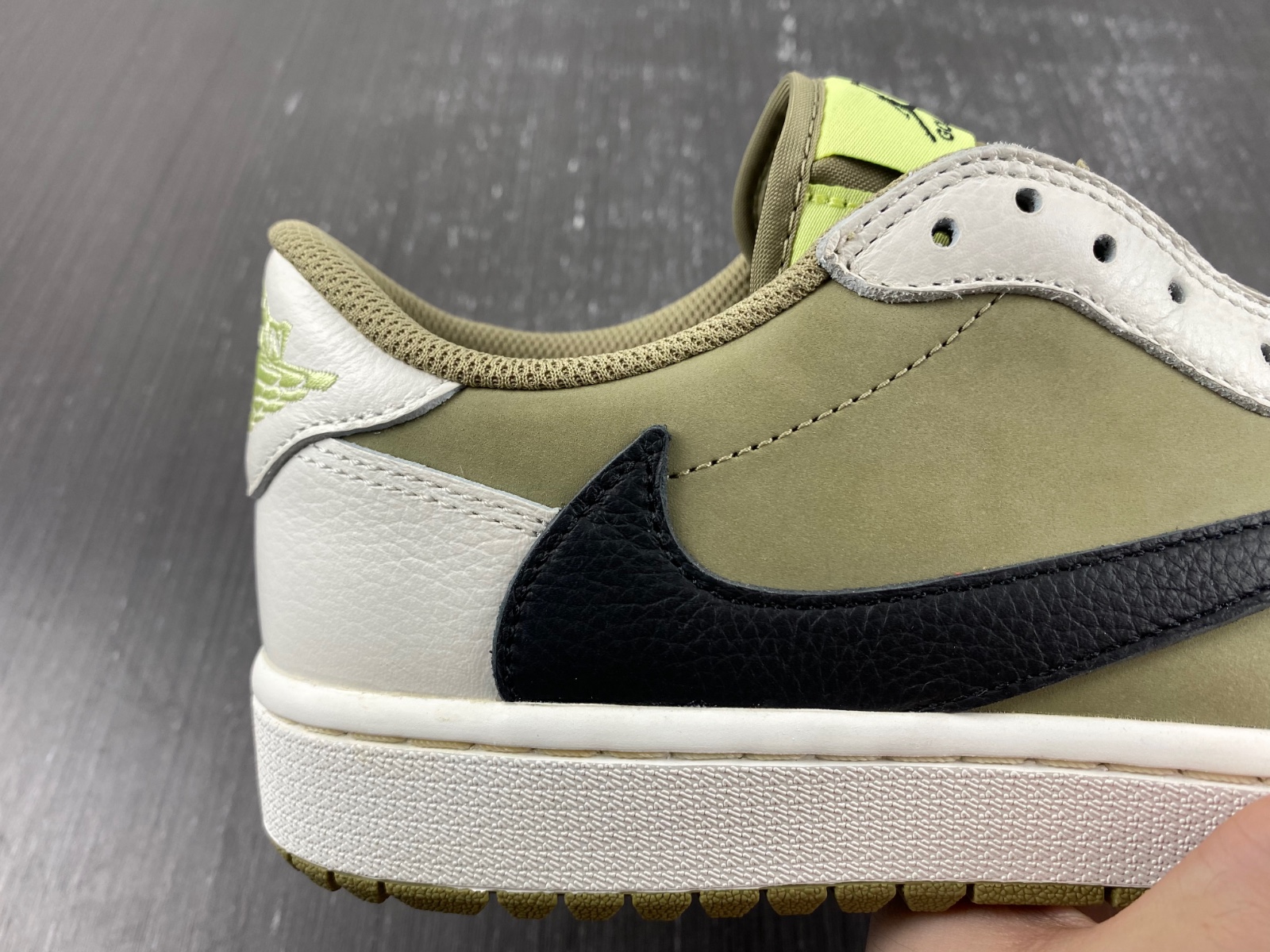 Travis Scott x Air Jordan 1 Low Golf FZ3124-200