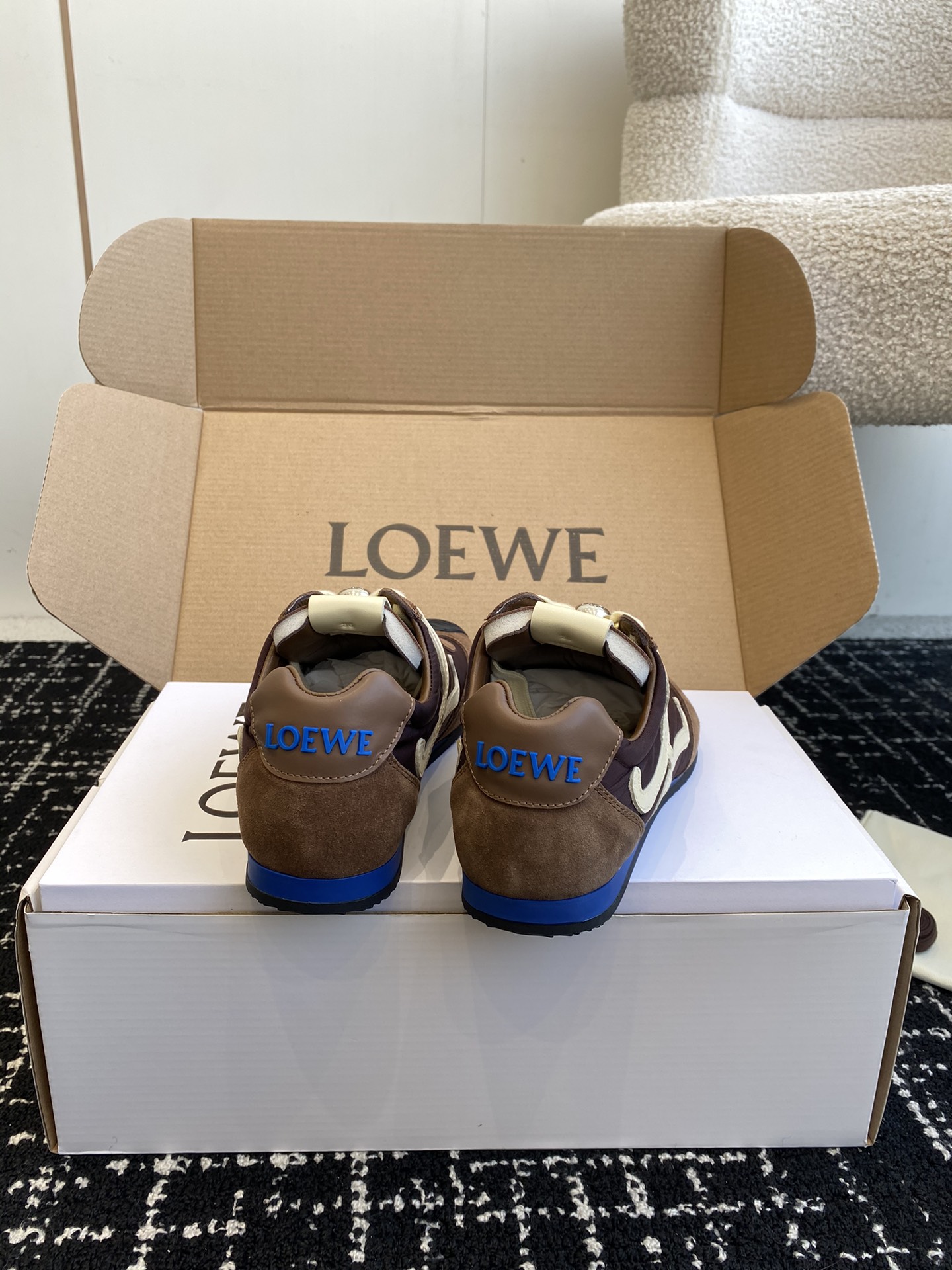 Loewe Sneakers
