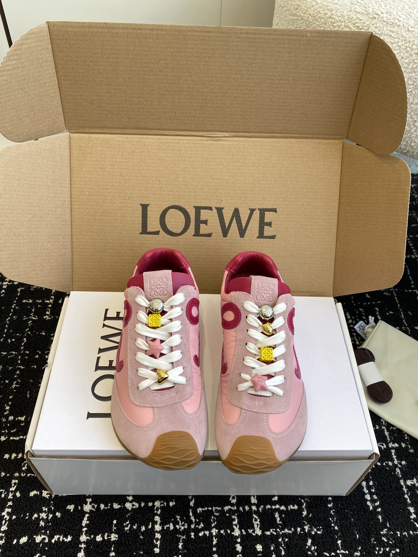 Loewe Sneakers