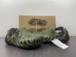 Salehe Bembury x Crocs