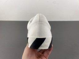 Off-White c/o Virgil Abloh Vulc Low Top