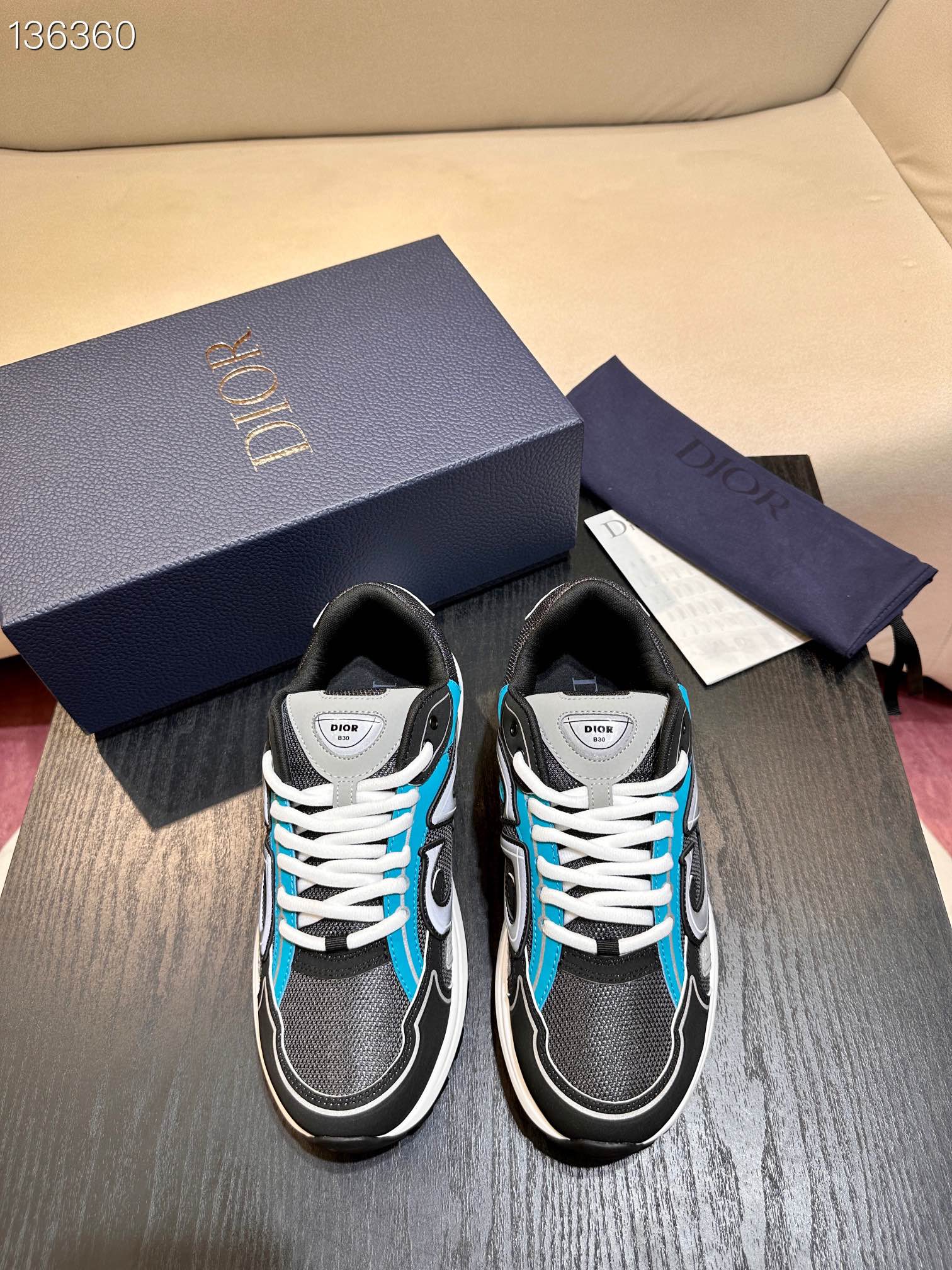 DIOR B30 SNEAKER