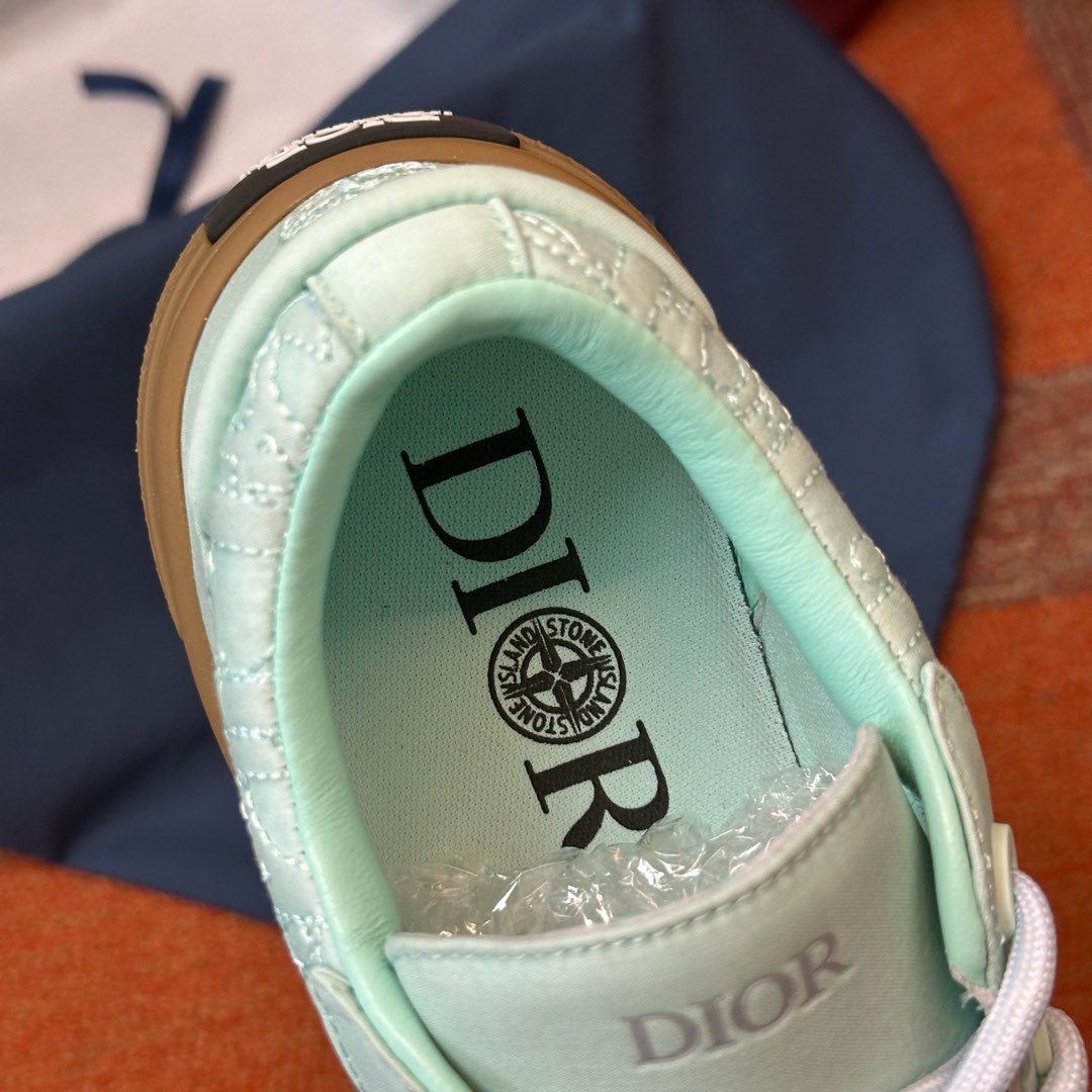 DIOR B33 SNEAKER