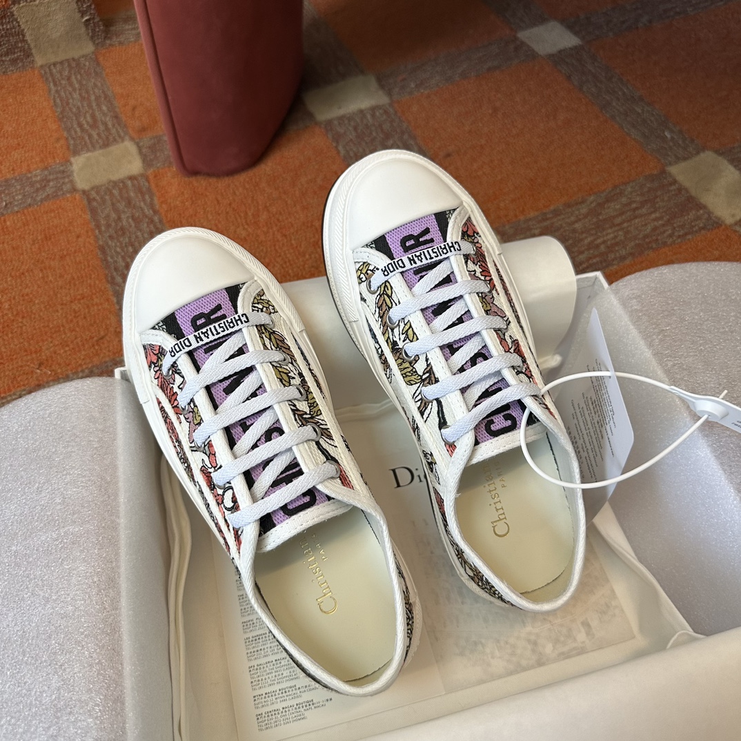 DIOR SNEAKER