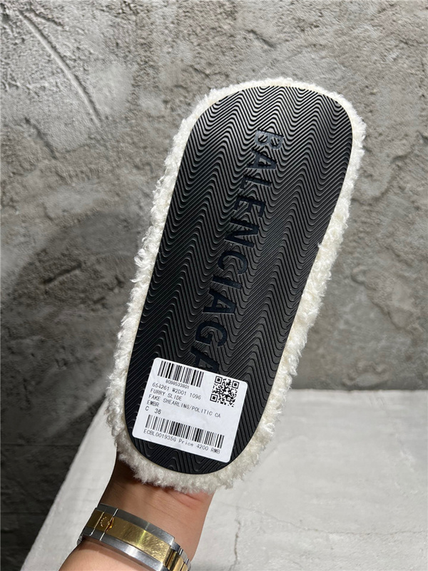 Balenciaga Furry Slide
