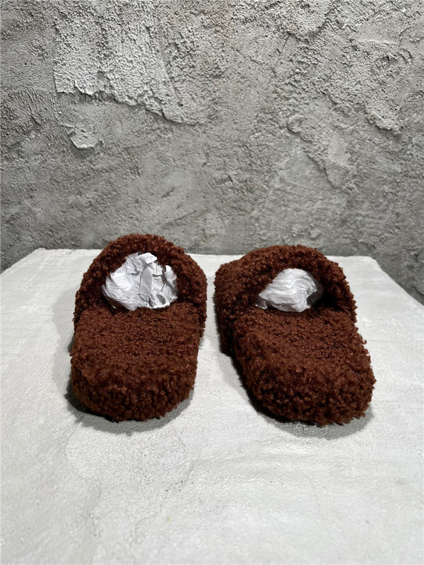 Balenciaga Furry Slide