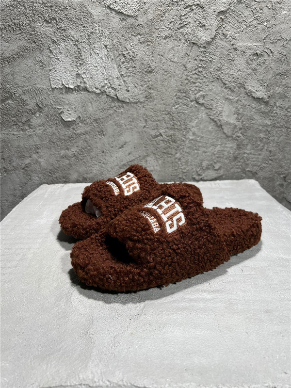 Balenciaga Furry Slide