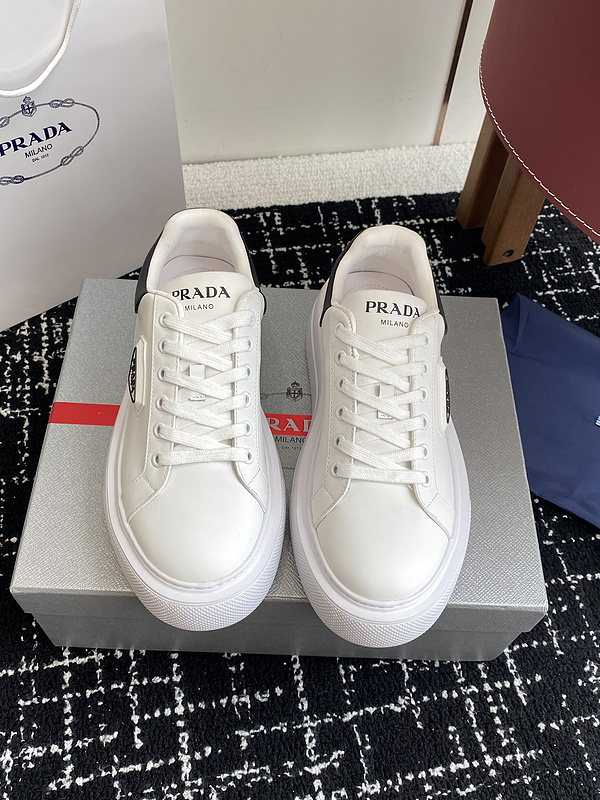 Prada Sneaker