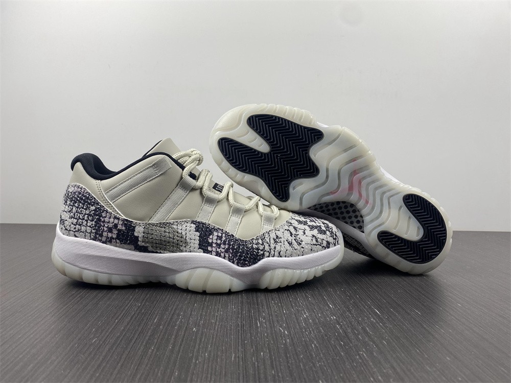 Nike Air Jordan 11 XI Low Snakeskin Cool Grey Jubilee Concord