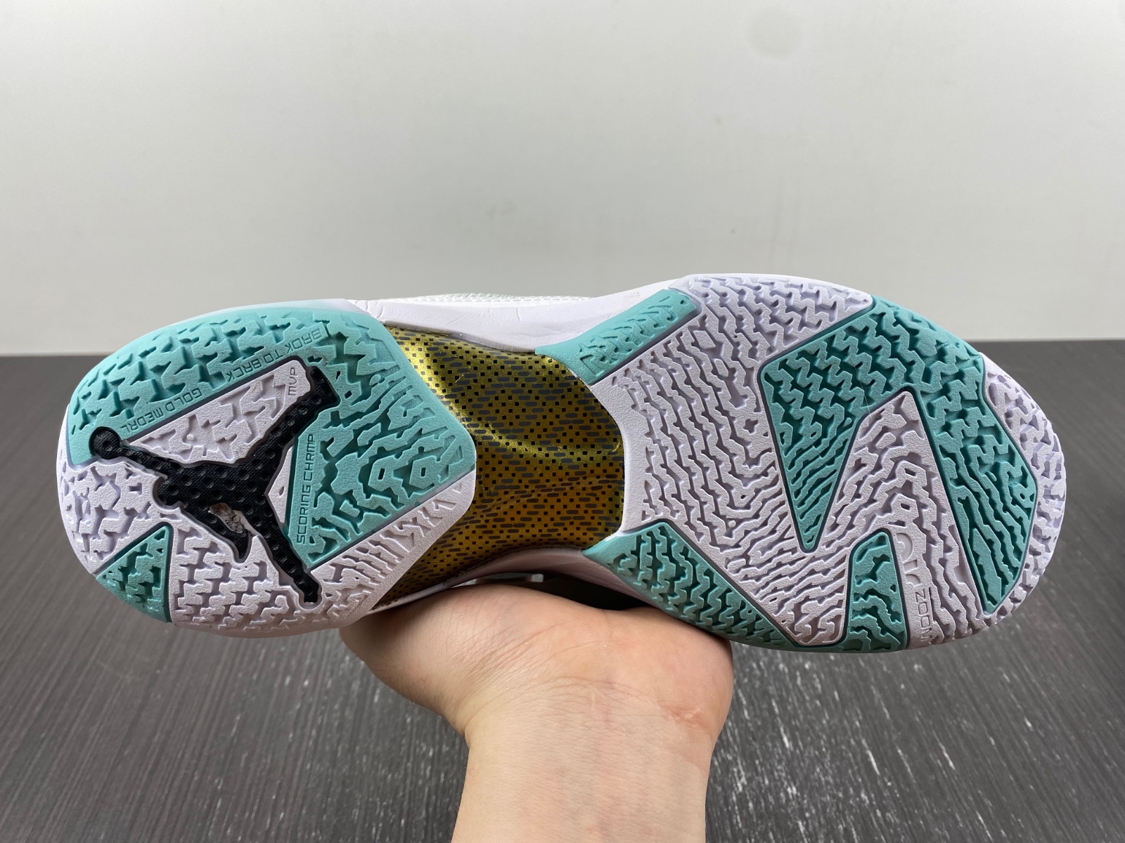 Air Jordan XXXVII Guo PF