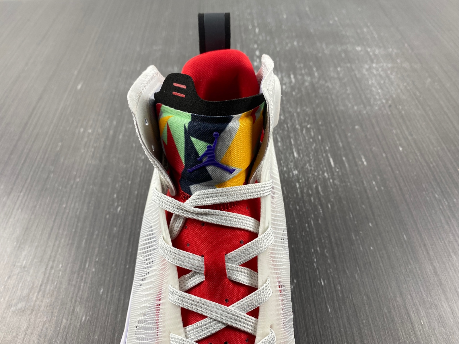 Air Jordan 37 “Hare”