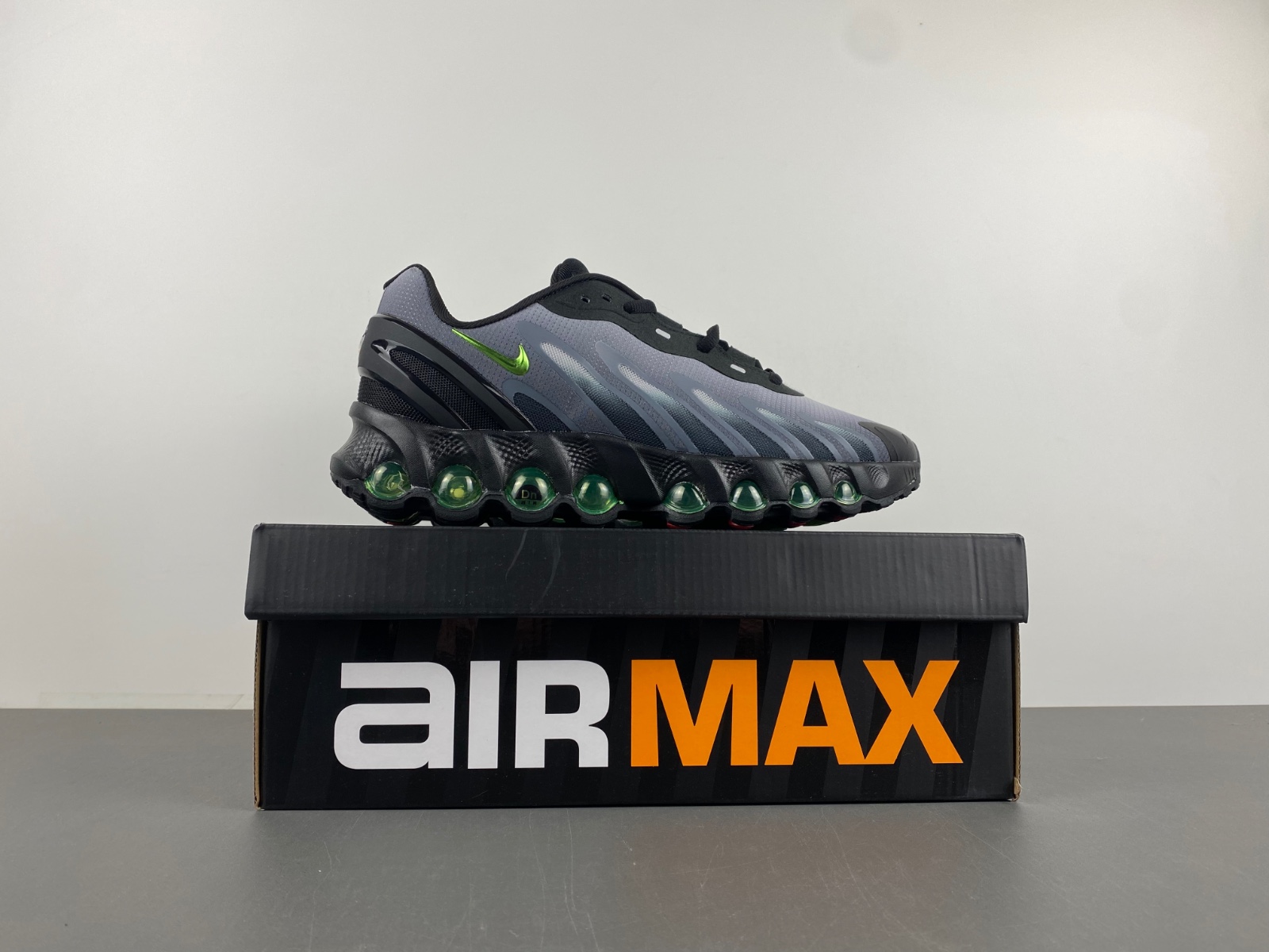 Nike Air Max DN 8