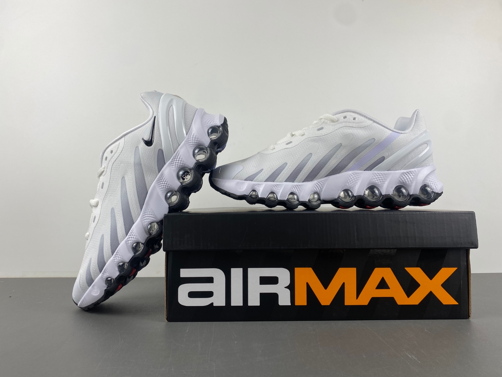 Nike Air Max DN 8
