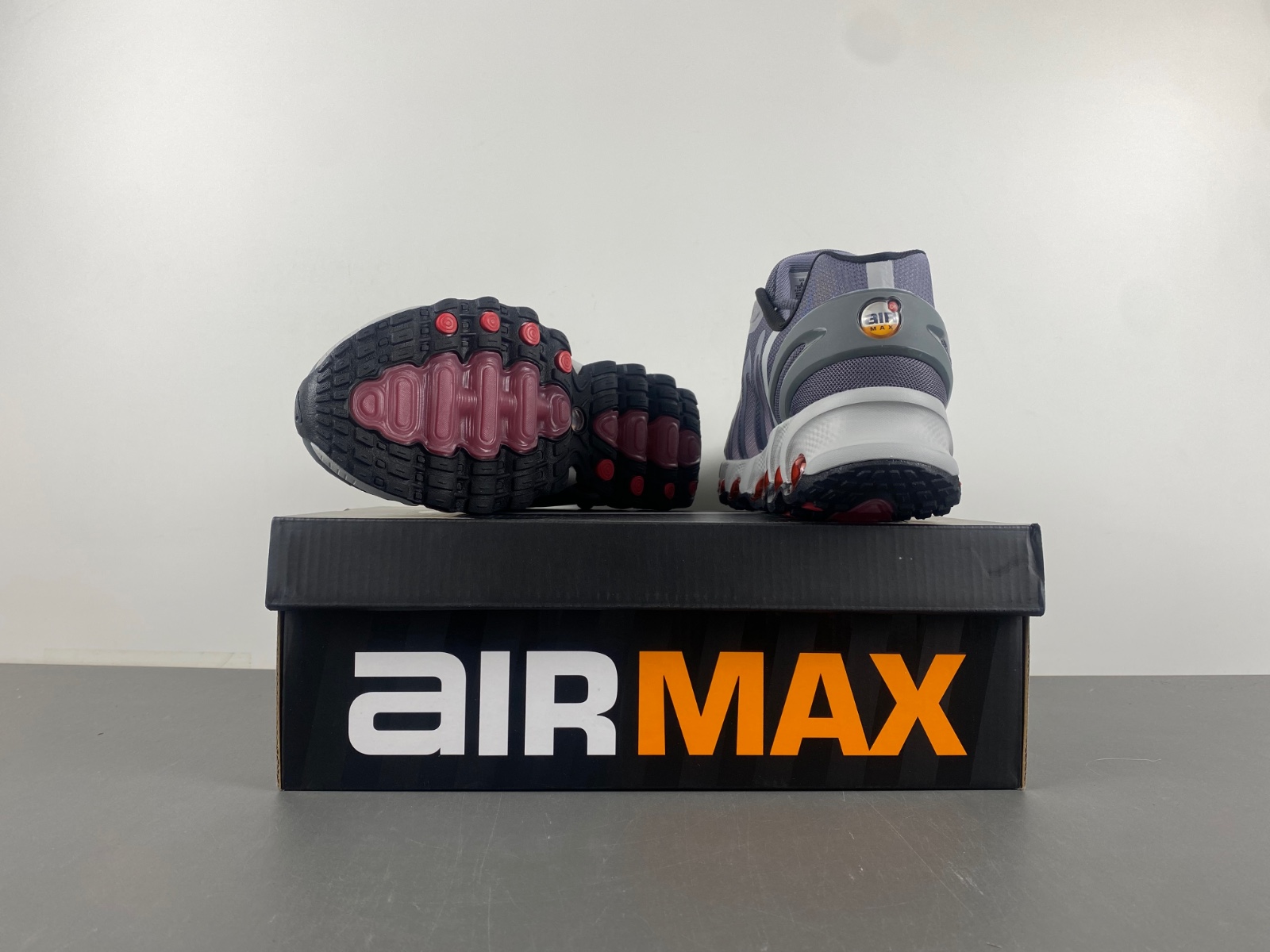 Nike Air Max DN 8