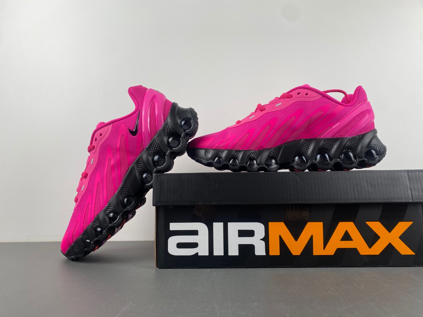Nike Air Max DN 8