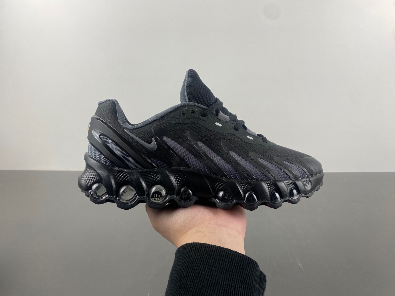 Nike Air Max DN 8