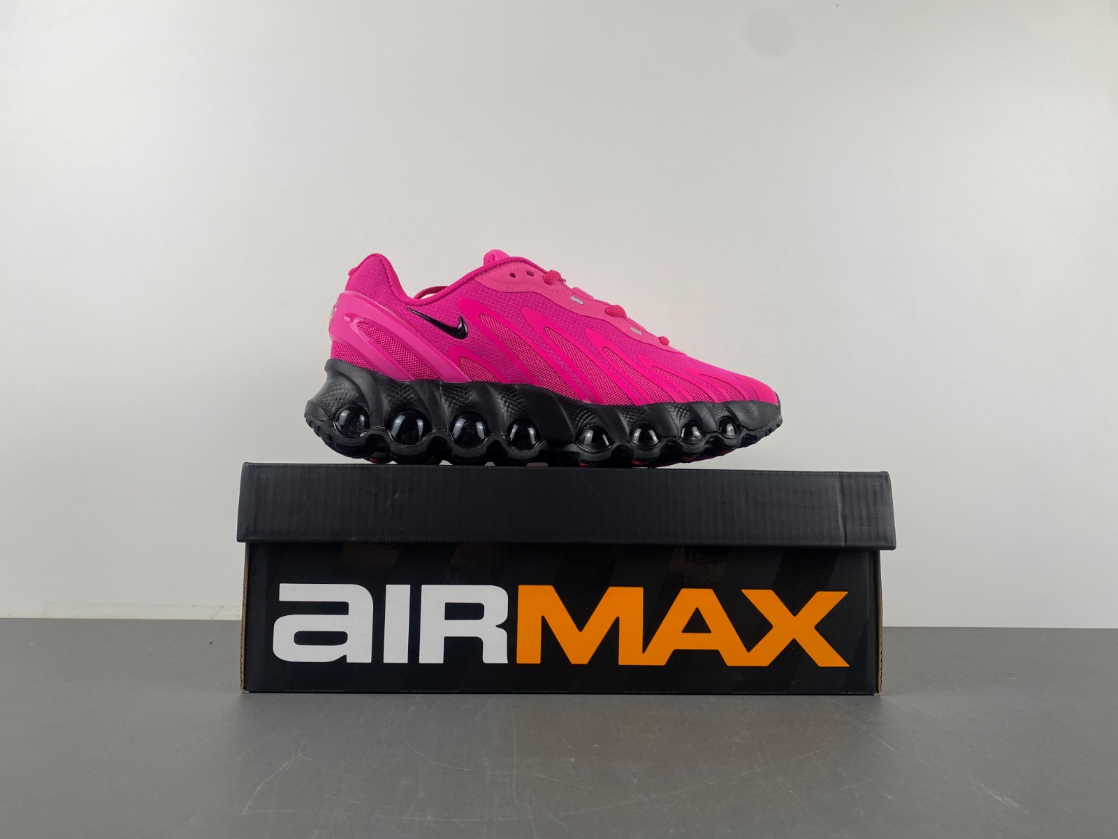 Nike Air Max DN 8