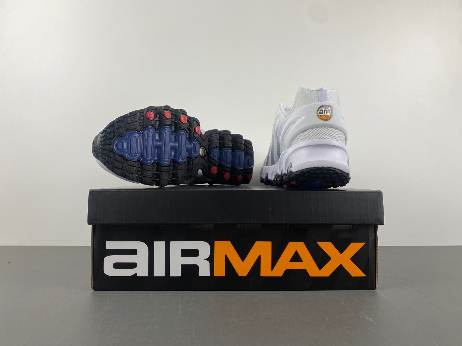 Nike Air Max DN 8
