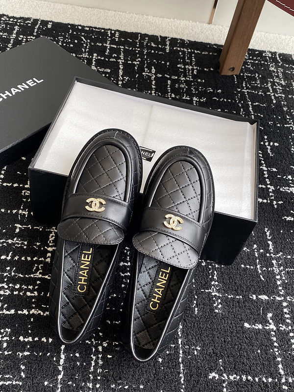 Chanel  Leather CC Logo Loafers