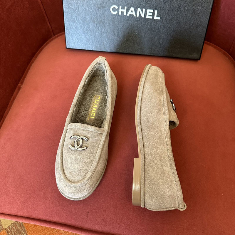 Chanel  Suede  loafers
