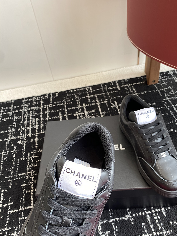 Chanel Sneaker