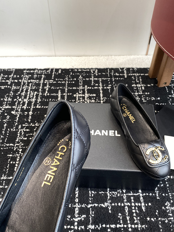 Chanel  Leather CC Logo Loafers