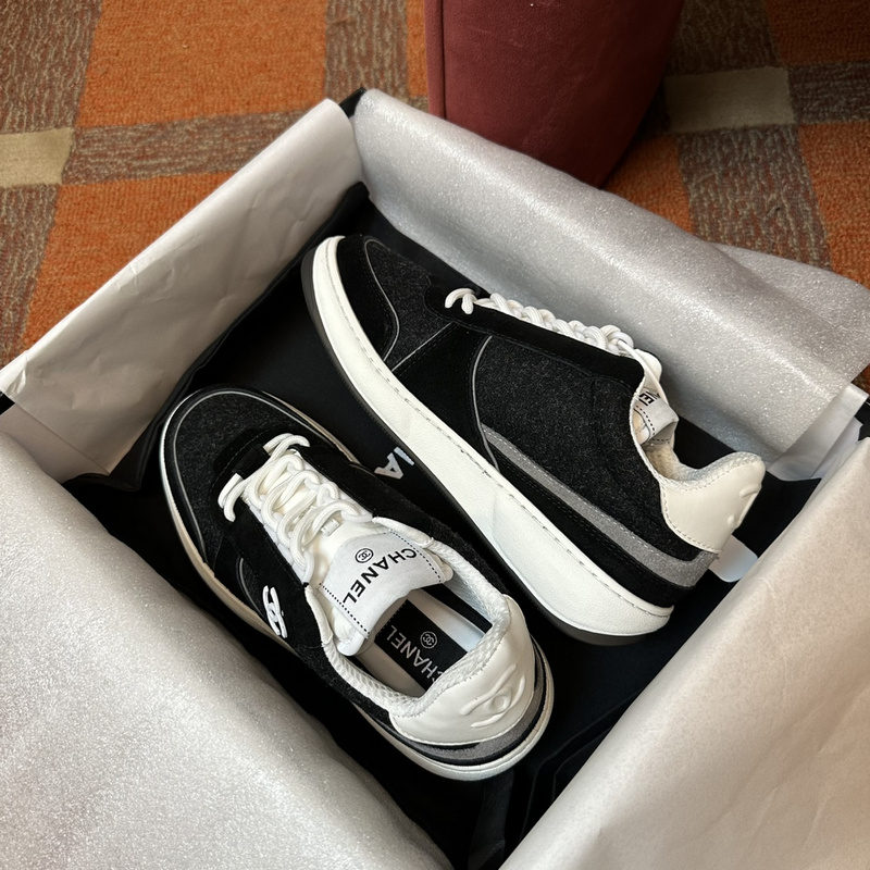 Chanel Sneaker