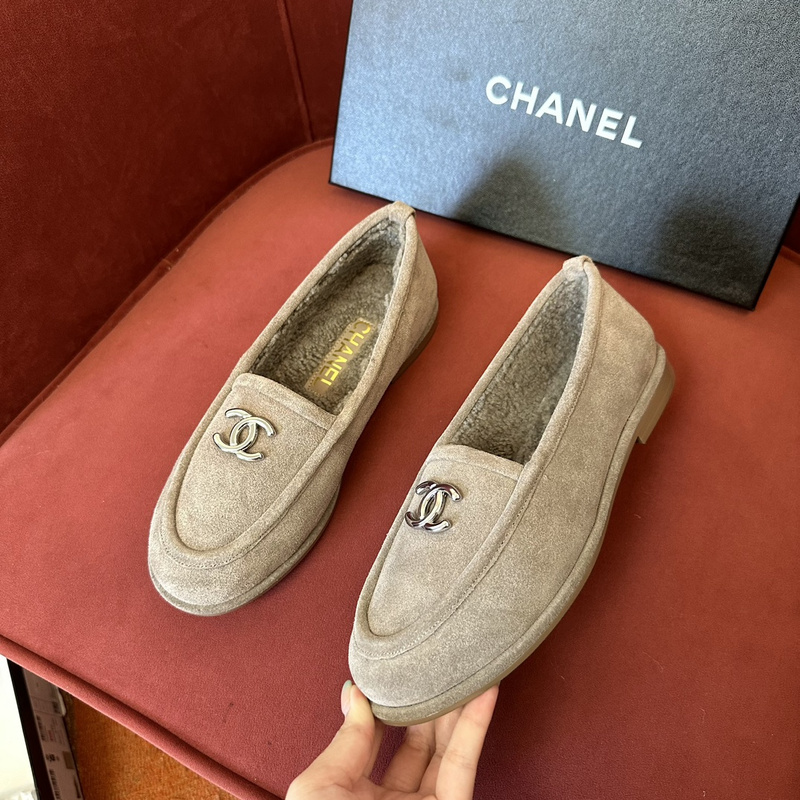Chanel  Suede  loafers