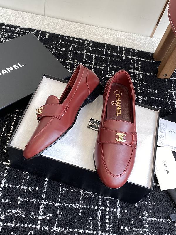 Chanel  Leather CC Logo Loafers