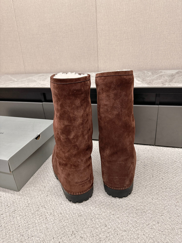 Balenciaga Winter Boots (High-Top)