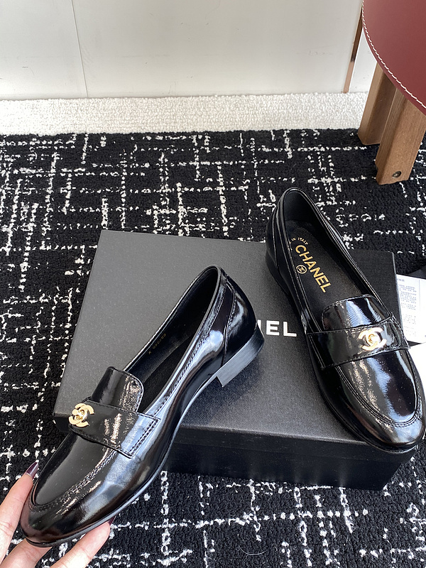 Chanel  Leather CC Logo Loafers